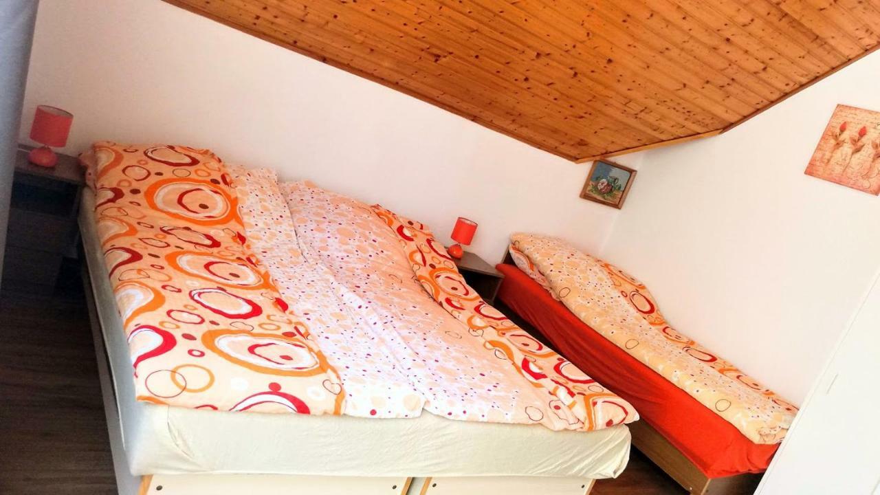 Balatonfoeldvar Centrum Apartmanok Eksteriør bilde
